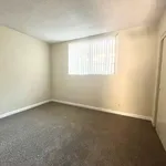 Rent 2 bedroom apartment of 102 m² in Los Angeles