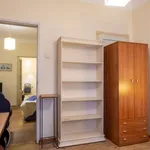 Rent a room in lisbon