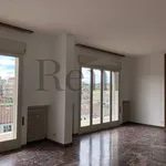 Rent 5 bedroom house of 250 m² in Treviso