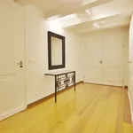 Huur 1 slaapkamer appartement van 700 m² in Amsterdam