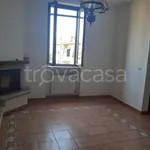 Affitto 6 camera appartamento di 160 m² in Livorno