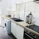 Rent 5 bedroom flat in Wales