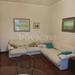 Rent 4 bedroom apartment of 100 m² in Adria