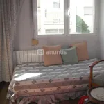 Rent a room in Madrid']