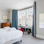 Rent 5 bedroom apartment in London