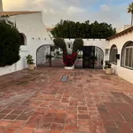 Rent 3 bedroom house in Alicante