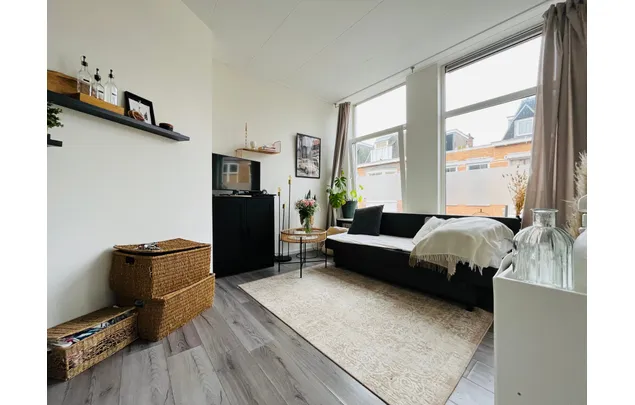 Studio van 13 m² in Bezuidenhout-Oost