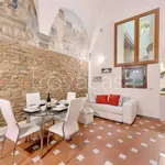 Rent 4 bedroom apartment of 80 m² in Firenze