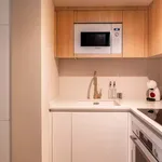 Rent 3 bedroom apartment of 39 m² in Lisboa