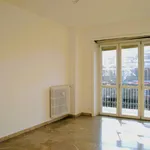 Rent 3 bedroom apartment of 103 m² in Milano