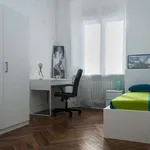 Rent a room in turin