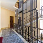 Rent 2 bedroom apartment in Milan