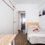 Alquilo 5 dormitorio apartamento de 75 m² en Valencia