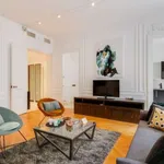 Rent 1 bedroom apartment of 93 m² in paris