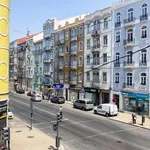 Rent a room of 120 m² in lisbon