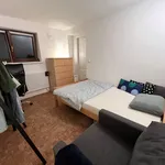 Pronajměte si 3 ložnic/e byt o rozloze 70 m² v Prague