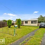 Rent 3 bedroom apartment in Risdon Vale