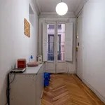 Rent a room in madrid