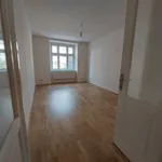 Rent 4 bedroom apartment of 105 m² in Prague