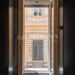 Rent 4 bedroom apartment of 189 m² in Rome