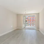 Flat to rent in The Colonnade, Maidenhead SL6