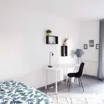 Rent a room in lyon