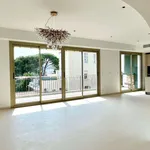 Rent 4 bedroom apartment of 124 m² in Nice