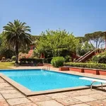 Rent 5 bedroom apartment of 280 m² in Rome