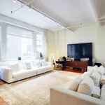 Rent 4 bedroom apartment of 427 m² in New York