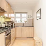 Rent 3 bedroom flat in Oxford