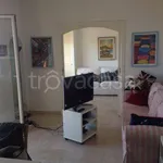 Rent 4 bedroom apartment of 80 m² in Ospedaletti