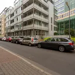 Miete 3 Schlafzimmer wohnung von 70 m² in Frankfurt am Main