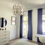 Rent a room of 80 m² in Berlin