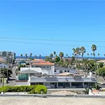 Rent 3 bedroom apartment of 143 m² in redondo beach