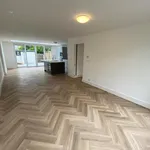 Huur 5 slaapkamer huis van 136 m² in Kruiskerkbuurt