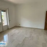 Affitto 5 camera appartamento di 148 m² in Rome