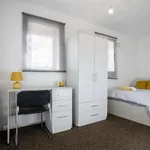 Rent 5 bedroom apartment in West Midlands