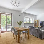 Rent 6 bedroom house of 270 m² in Warszawa