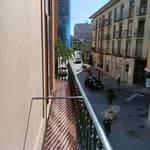 Rent 1 bedroom apartment of 55 m² in Valencia