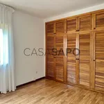 Rent 3 bedroom house of 360 m² in Vila Nova de Gaia