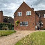 Rent 4 bedroom house in South East England