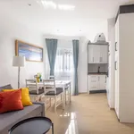 Rent 1 bedroom apartment of 30 m² in Málaga