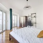 Rent a room in lisbon