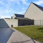 Rent 4 bedroom house of 405 m² in Berlare