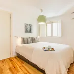 Rent 1 bedroom apartment in Lisbon