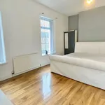 Rent 3 bedroom apartment in Wales