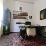 Affitto 5 camera appartamento di 114 m² in Reggio Di Calabria