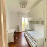 Rent 3 bedroom apartment of 80 m² in Milan