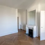 Rent 4 bedroom apartment of 218 m² in Paris