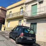 Rent 4 bedroom apartment of 90 m² in Reggio di Calabria